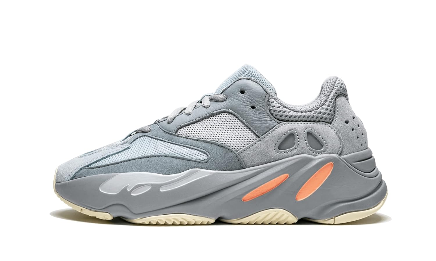 イレーザ Amazon.com | adidas Men's Yeezy Boost 700 Inertia, 7 | Road